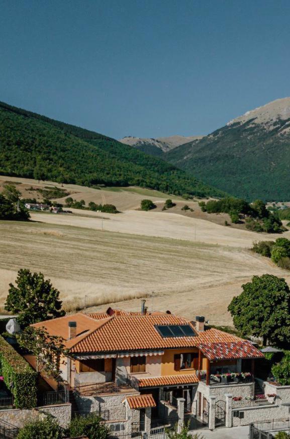 Affittacamere Residenza Montedoro Nórcia Exterior foto